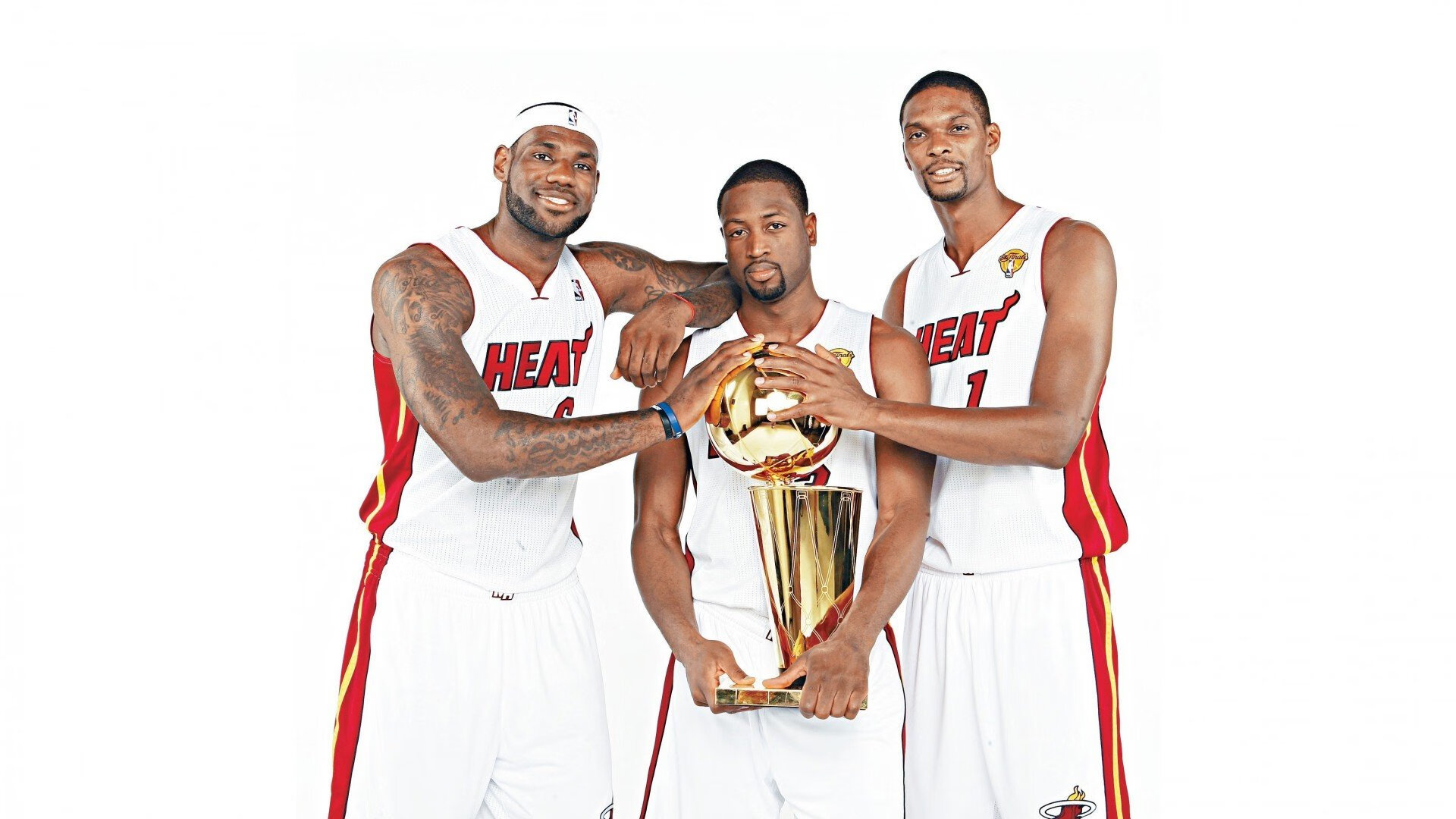 火箭团队配合默契，年轻阵容展现成熟，火箭队伍名单